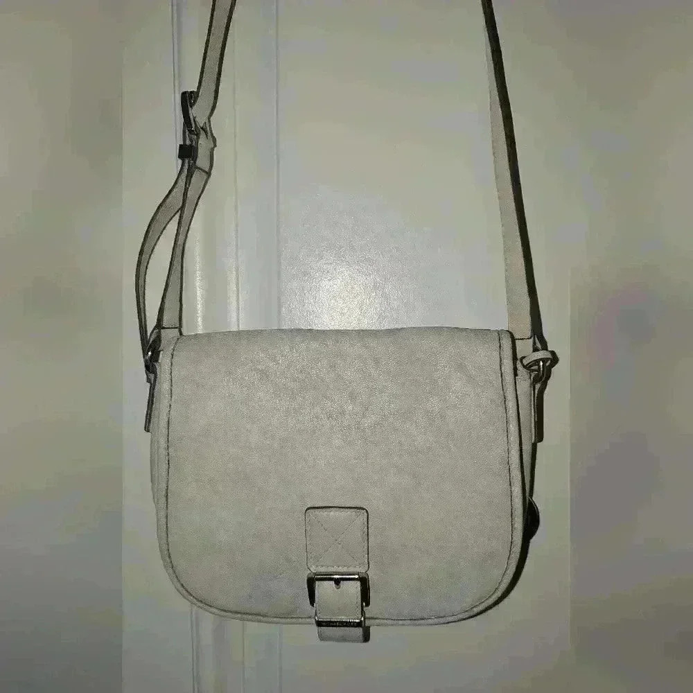 Michael Kors White Leather Saddle Bag - Picture 5 of 9